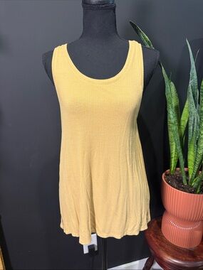 American Eagle Outfitters Yellow Ribbed Scoop Neck Tank